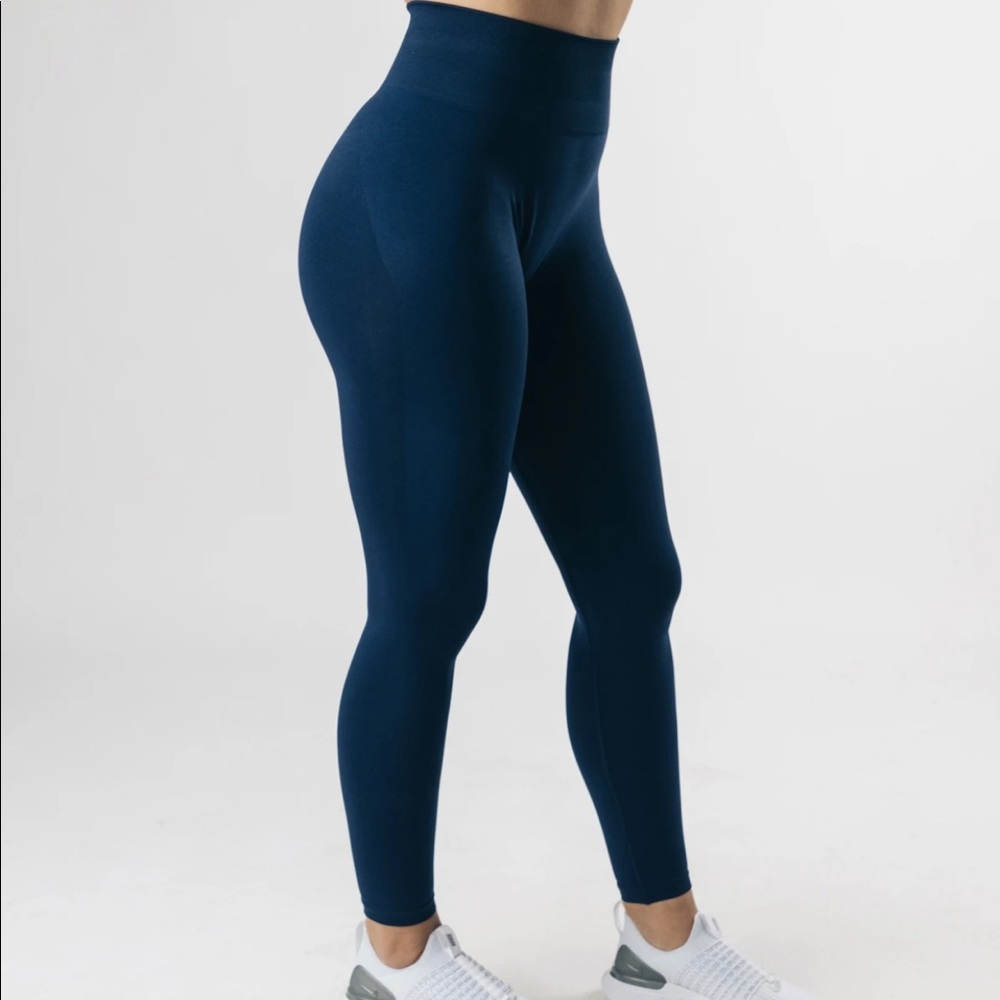 Alphalete amplify leggings